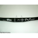 Manubrio Magix Flat nero ( 720 x 31.8 mm )
